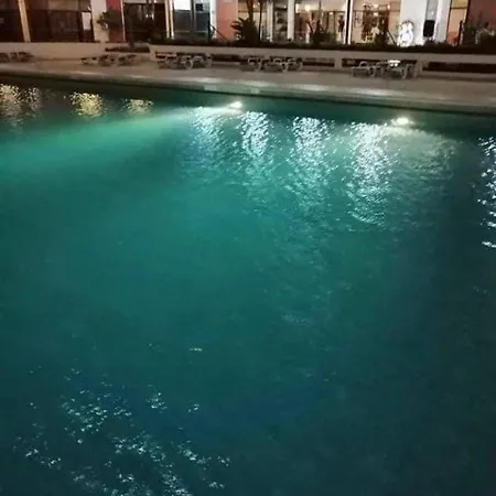 Clube Vaz 300 Mts Praia Da Rocha * Portimão